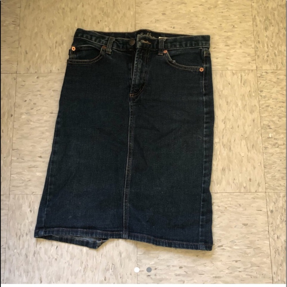 Denim skirt with a cute slit in the back!